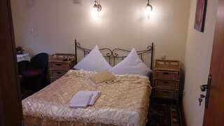 Отели типа «постель и завтрак» Villa Europa Мельно Апартаменты с джакузи-1